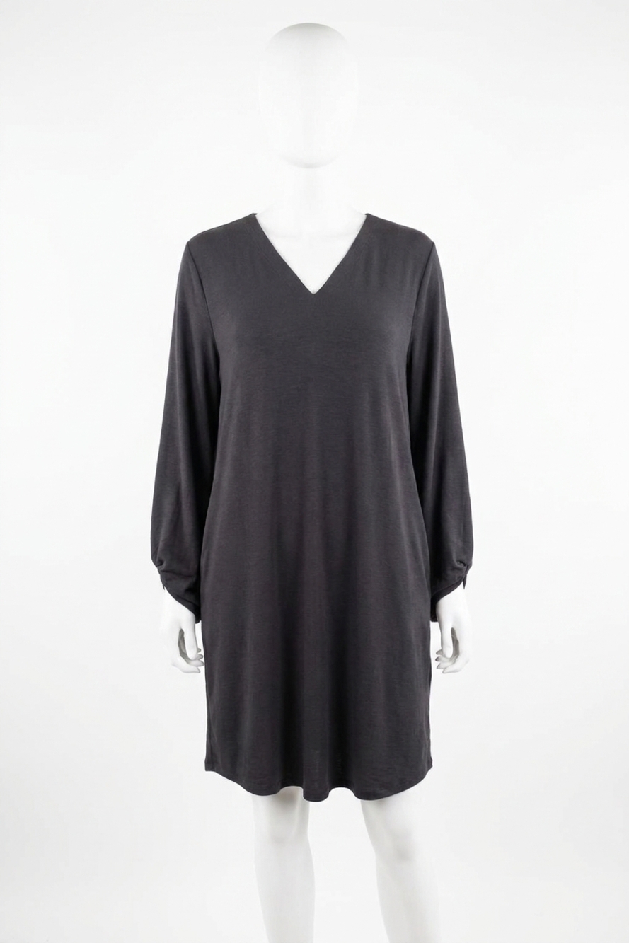 NEW IVY JANE women's deep v-neck dress in black